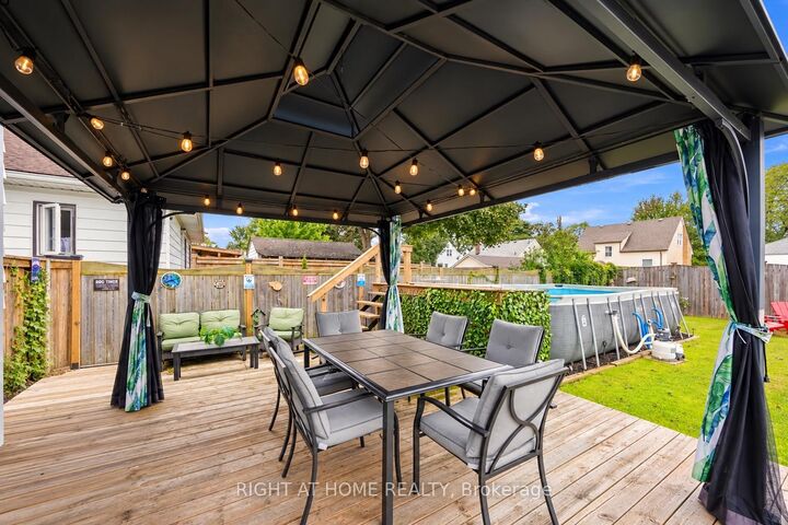 Property Photo:  139 Gordon Street  ON N7T 6N7 