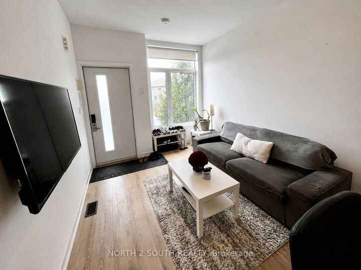 Property Photo:  1760 Simcoe Street N 93 (Rm 2)  ON L1G 4X9 