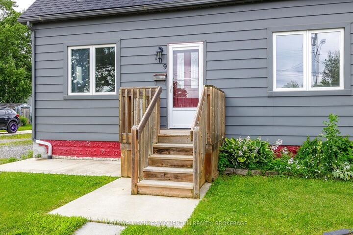 Property Photo:  109 Santone Avenue  ON L3C 2J5 
