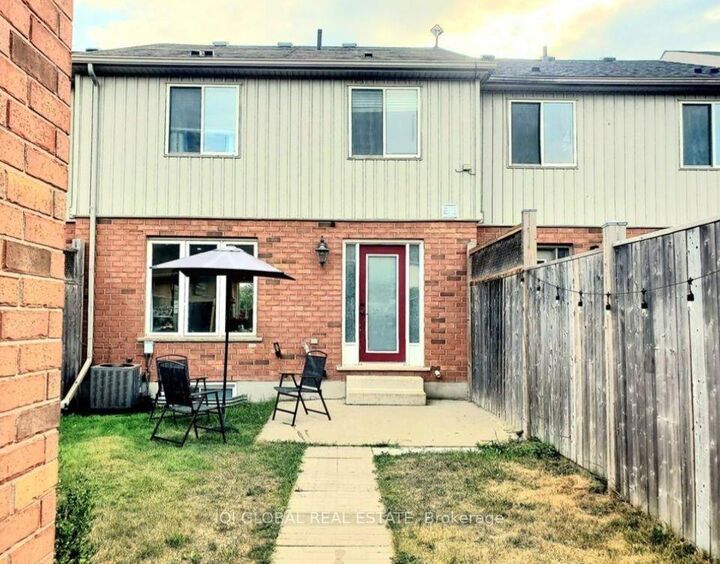 Property Photo:  559 Victoria Road N  ON N1E 7M1 