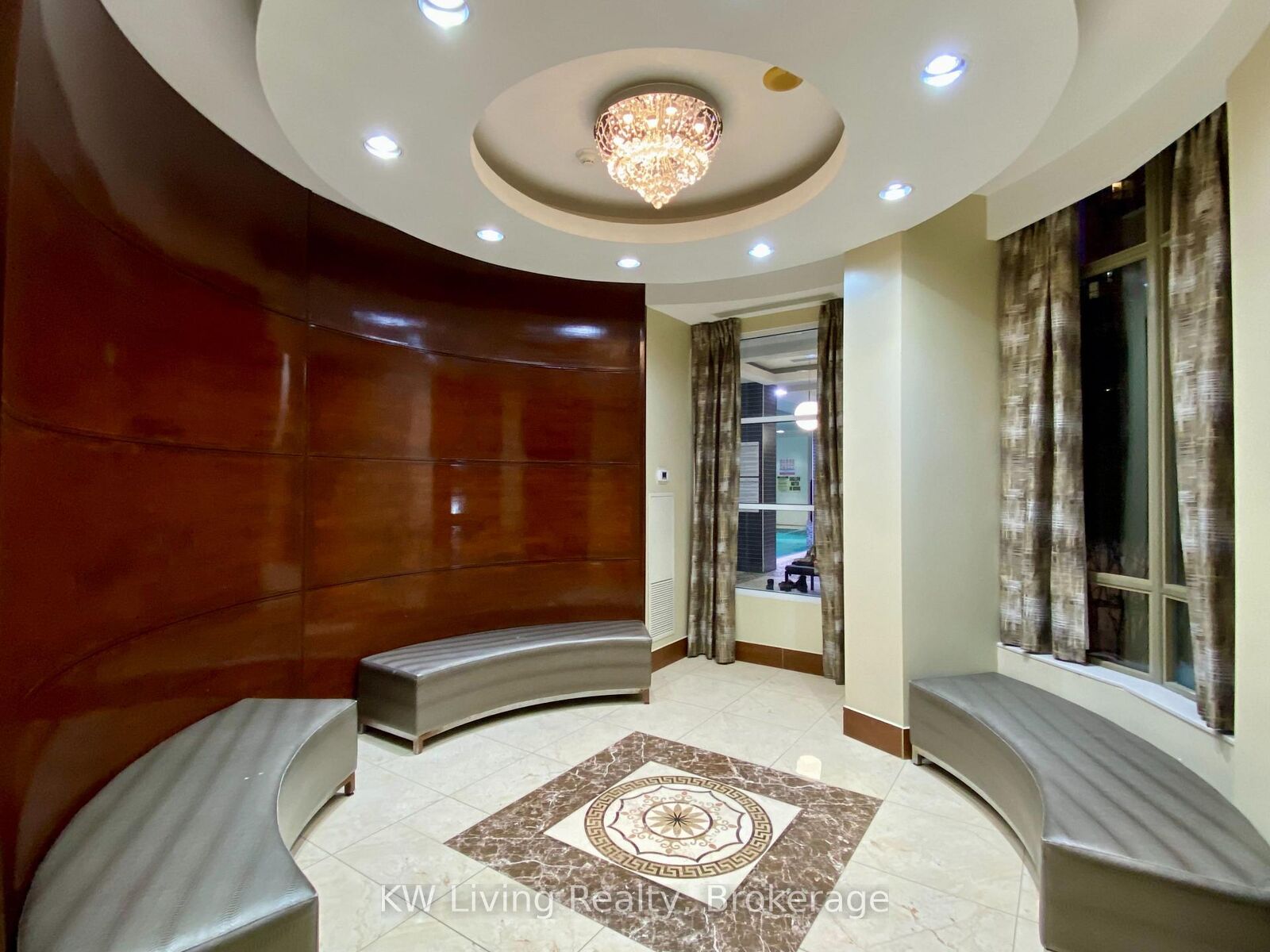 Property Photo:  310 Burnhamthorpe Road W 2308  ON L5B 4P9 
