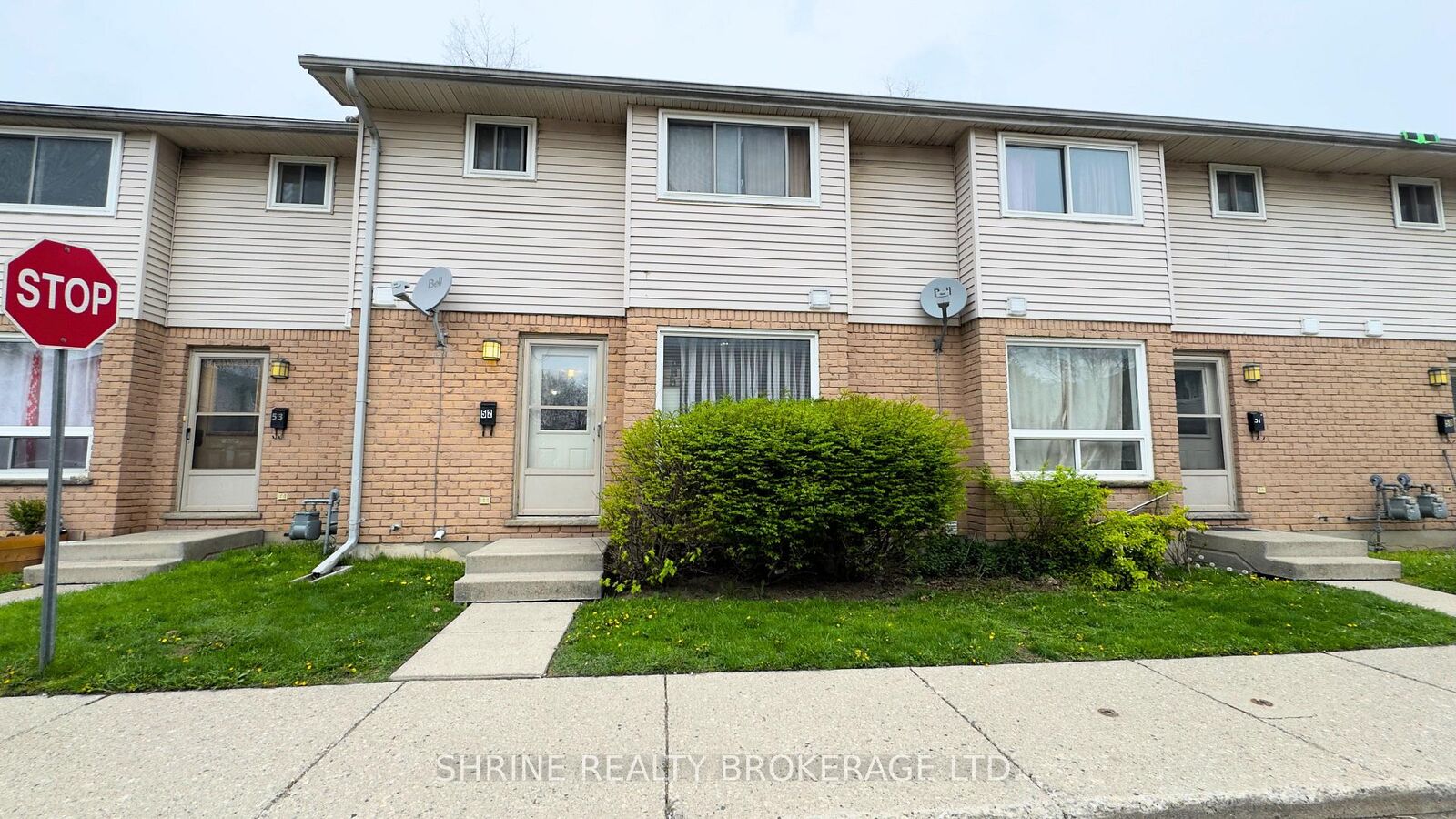 Property Photo:  550 Second Street 52  ON N5V 3S3 