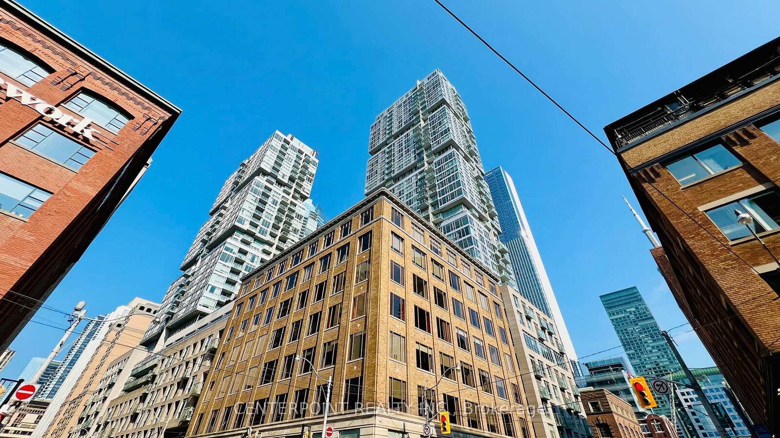Property Photo:  199 Richmond Street W 2803  ON M5V 0H4 