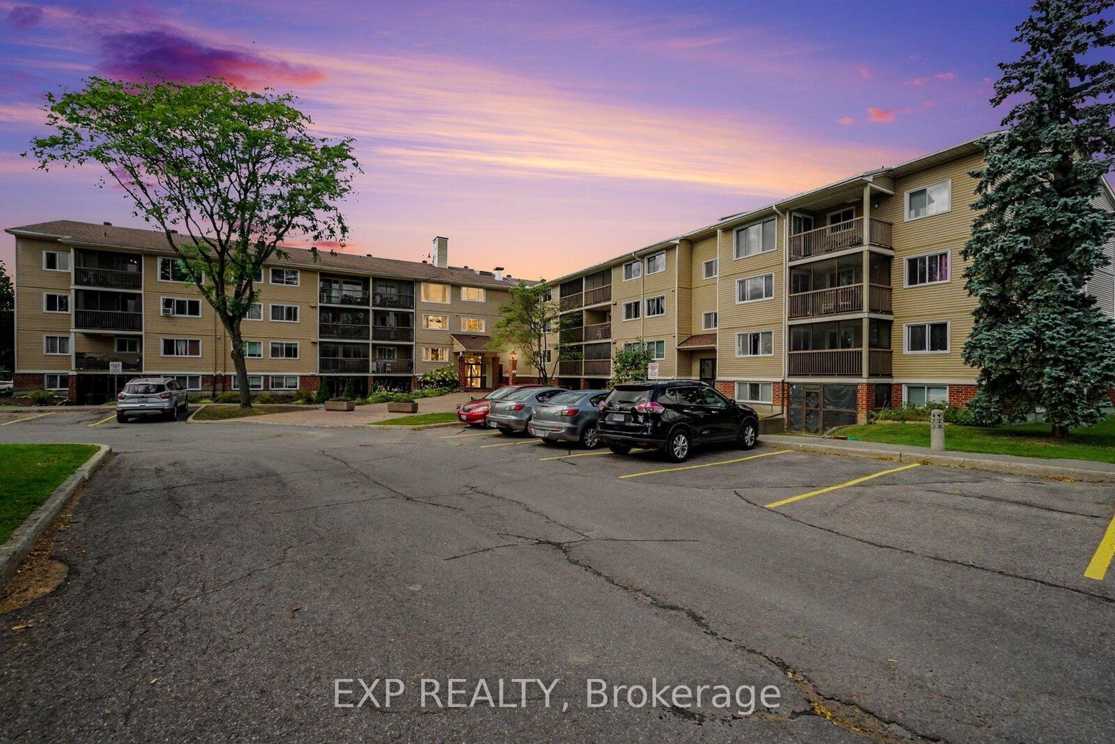 Property Photo:  6376 Bilberry Drive 304  ON K1C 4P6 