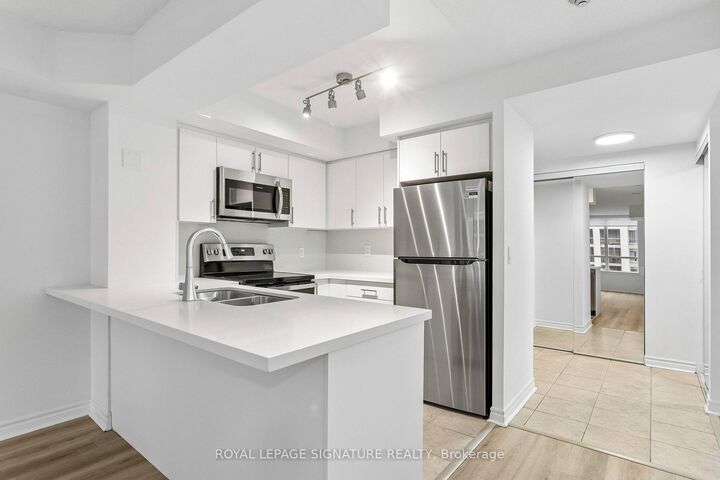 Property Photo:  4080 Living Arts Drive 2407  ON L5B 4N3 