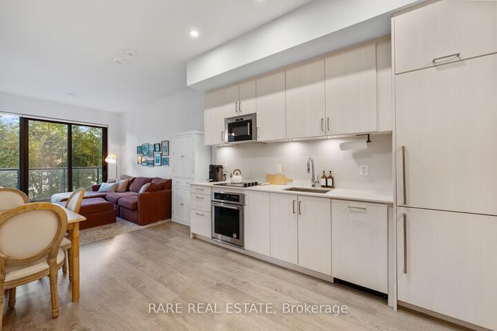 Property Photo:  280 Howland Avenue 331  ON M5R 0C3 