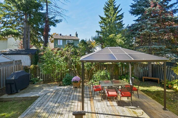 Property Photo:  1616 St. Georges Street  ON K1E 2L3 