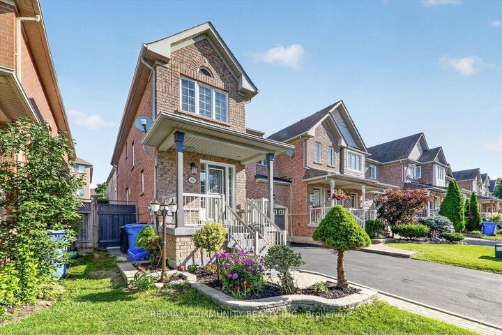 Property Photo:  82 Burgeess Crescent  ON L3X 2T8 
