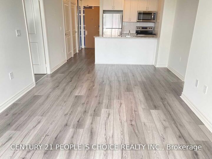 Property Photo:  349 Rathburn Road W 2317  ON L5B 0G9 