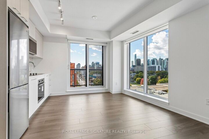 Property Photo:  30 Dreamers Way 723  ON M5A 0Z1 