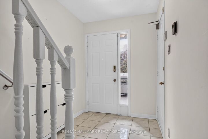 Property Photo:  207 Stratas Court 12  ON K2L 3K5 