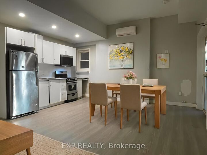 Property Photo:  70 Victoria Avenue S #9  ON L8N 2S7 