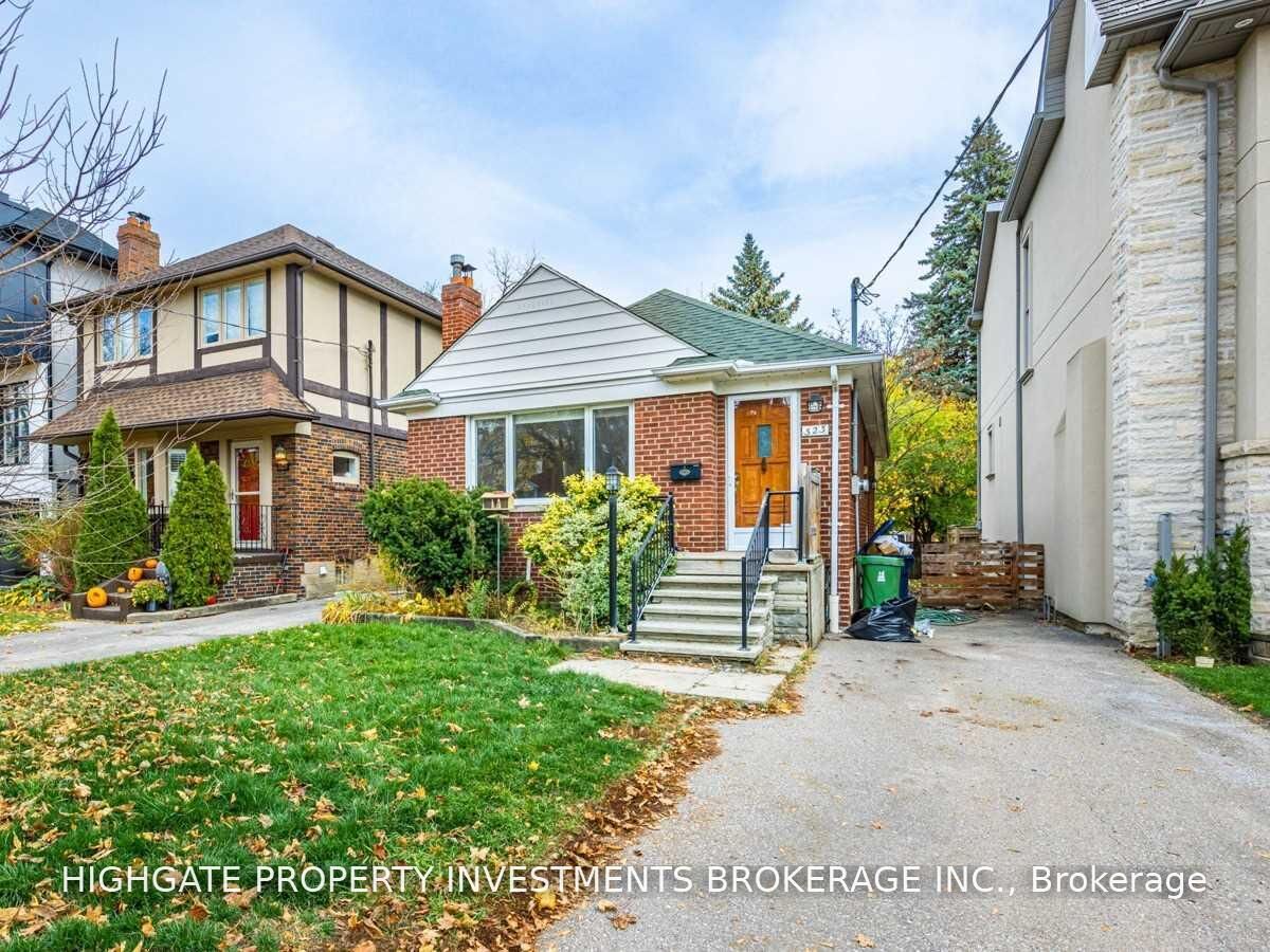 Property Photo:  323 Rumsey Road  ON M4G 1R6 