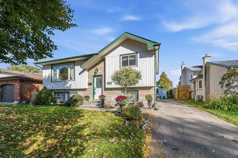 Property Photo:  22 Jennifer Court  ON L3C 6H8 