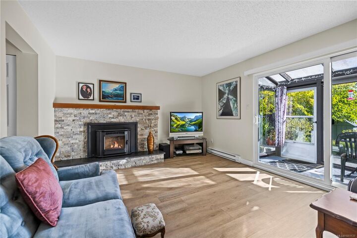 Property Photo:  2503 Rosstown Rd  BC V9T 3R9 