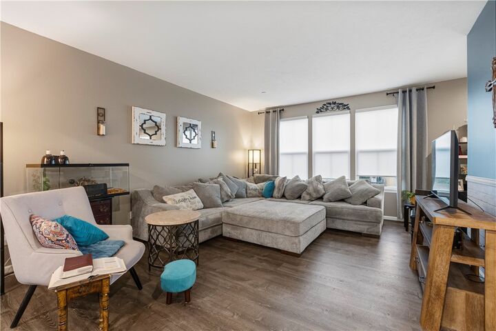 Property Photo:  4056 Crown Dr  PA 15129 