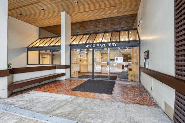 Property Photo:  4200 Mayberry Street 406  BC V5H 4A7 