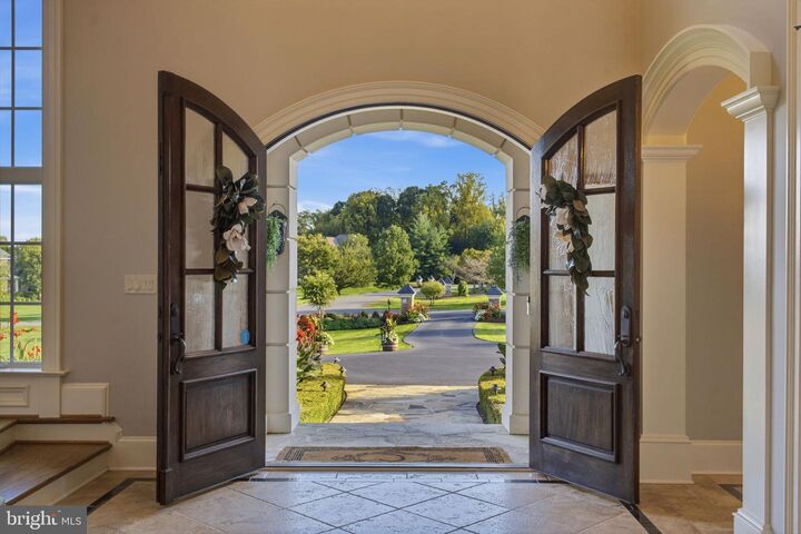 Property Photo: 40679 Grenata Preserve Place VA 20175