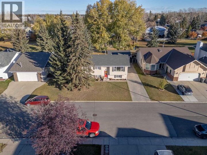 Property Photo: 5910 Ash Street AB T4H 1K8