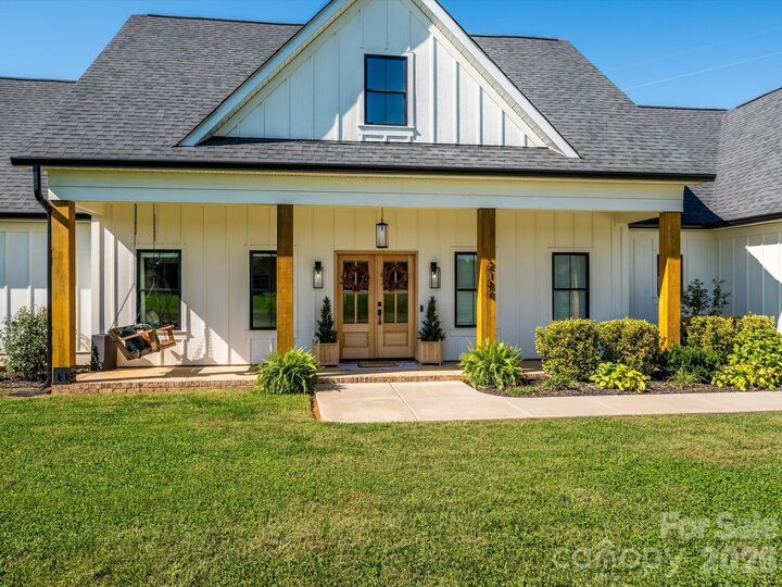 Property Photo:  2184 Phaniel Church Road  NC 28138 