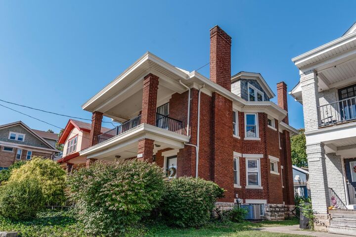 Property Photo:  2748 Madison Road  OH 45209 