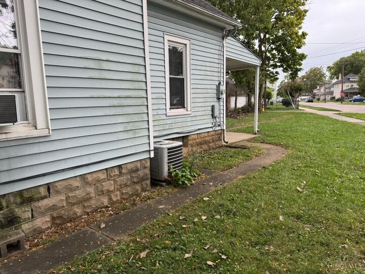 Property Photo: 816 Elwood Street OH 45042