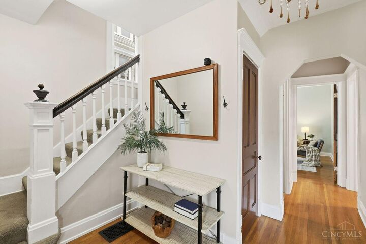 Property Photo: 1923 Delaware Avenue OH 45212