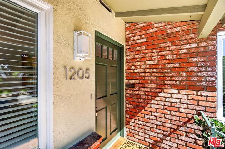 Property Photo: 1205 Marine St CA 90405