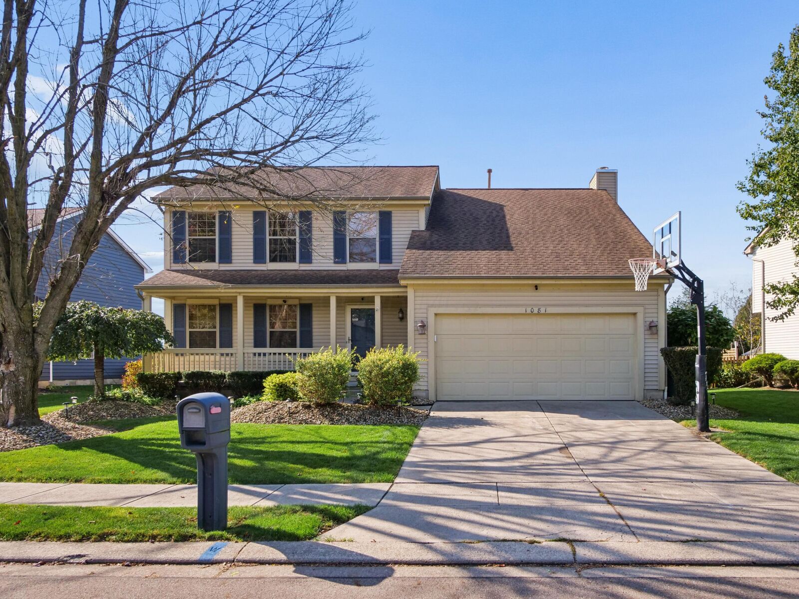 Property Photo:  1081 Empire Drive  OH 43055 