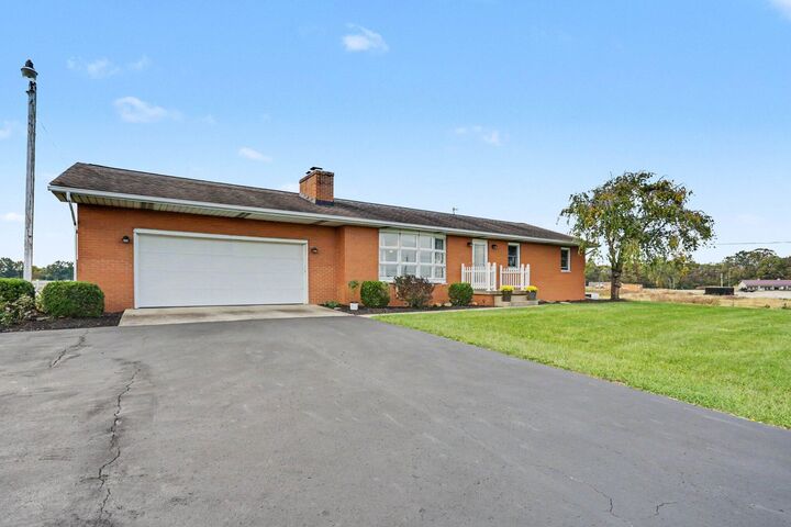 Property Photo: 3765 Bell Station Road OH 43113