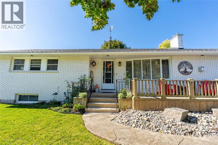 Property Photo: 80 Macnab Street ON N0N 1J0