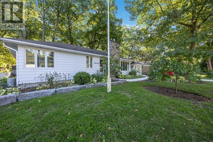 Property Photo:  1854 Clarendon Drive  ON N7X 1G1 