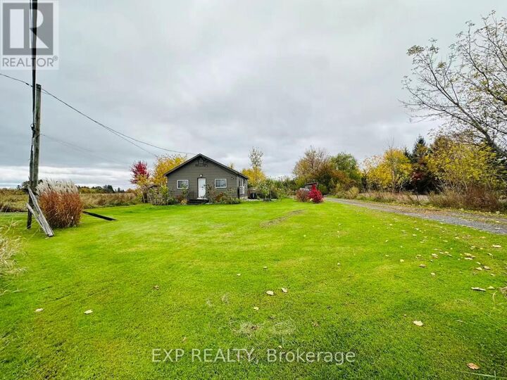 Property Photo:  460 River Road  ON K1V 1H4 