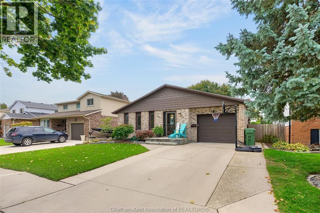 Property Photo: 336 Campus Parkway ON N7L 5A8