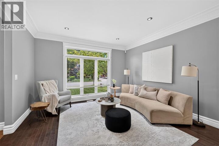 Property Photo:  510 Huron Street  ON N9J 3Z4 