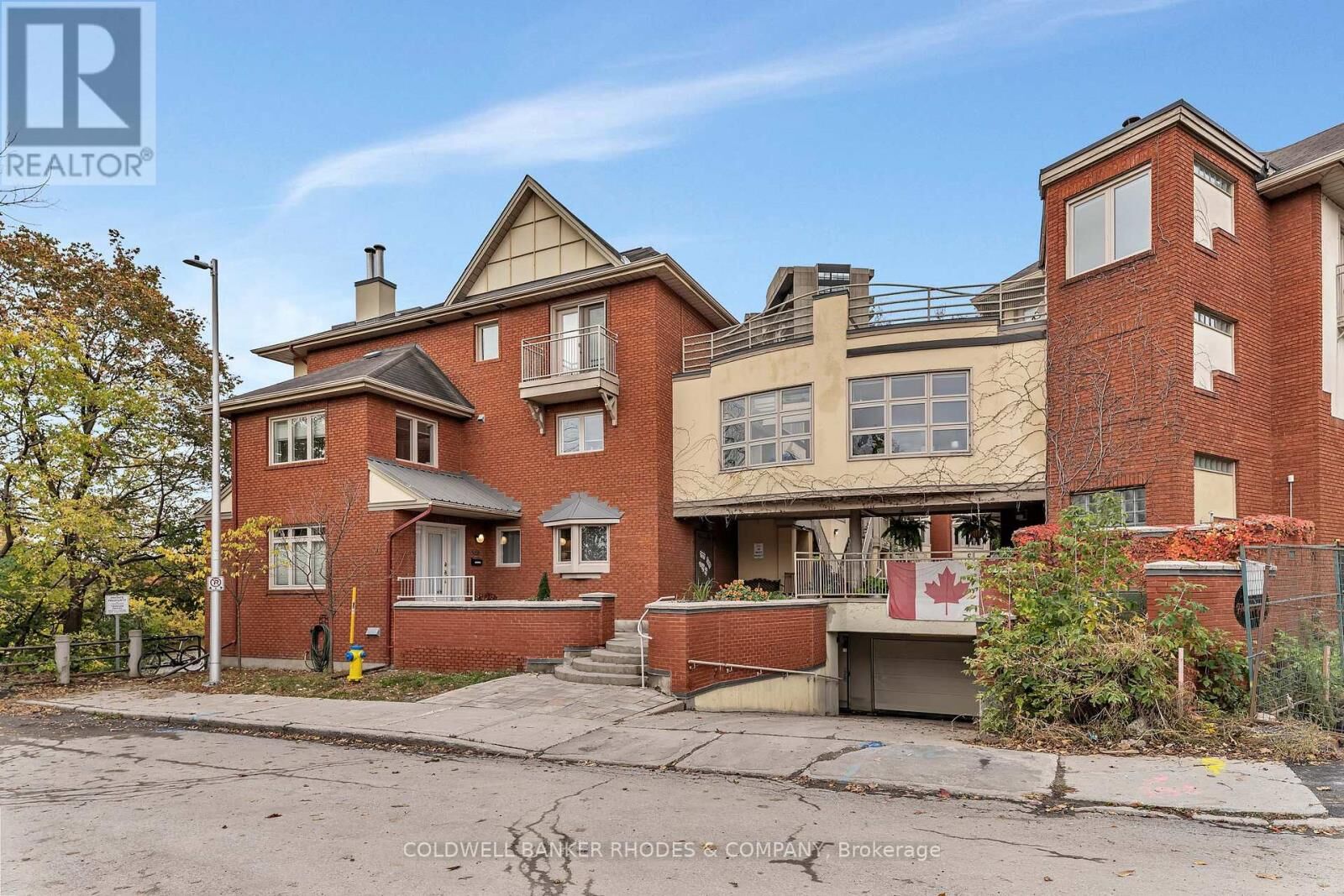 Property Photo:  250 Fountain Place 122D  ON K1N 9N7 