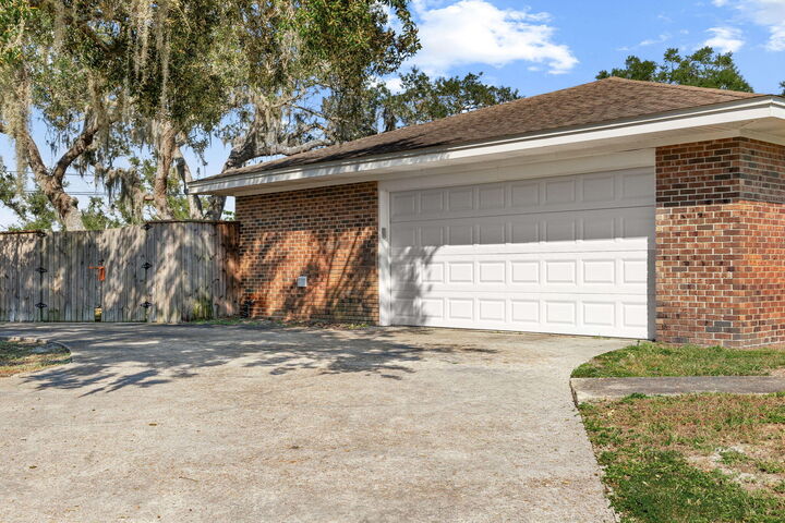 Property Photo: 3002 Island View Circle FL 32405