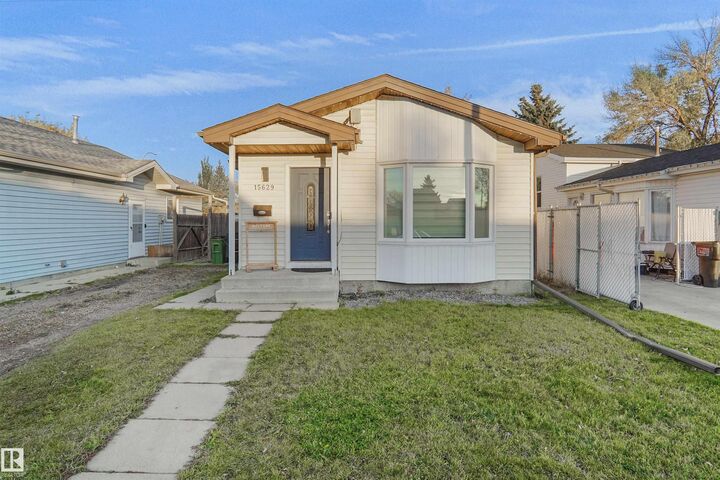 Property Photo:  15629 83 Street NW  AB T5Z 2P9 