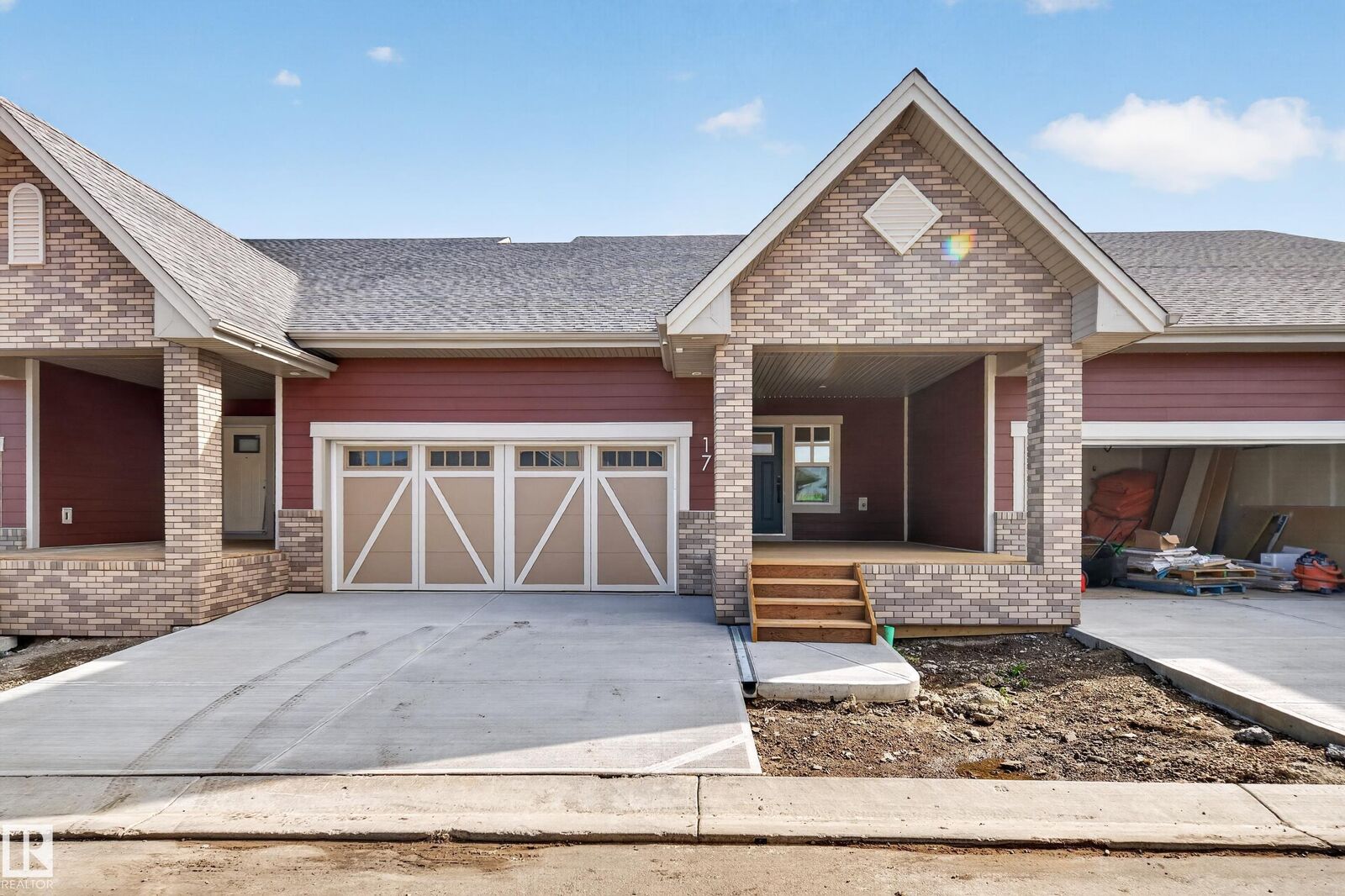 Property Photo:  120 Hillshire Boulevard 17  AB T8B 0C9 