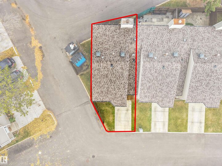 Property Photo:  626 Saddleback Road NW  AB T6J 4Z3 