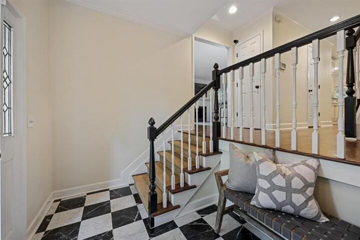 Property Photo: 2201 Defoors Mill Drive NW GA 30318