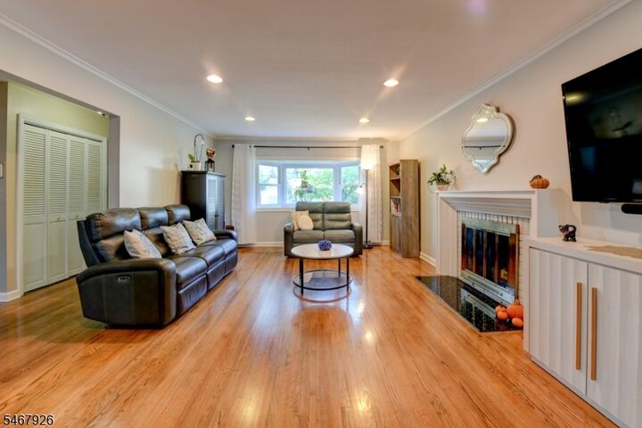 Property Photo: 10 Lynn Dr NJ 07081