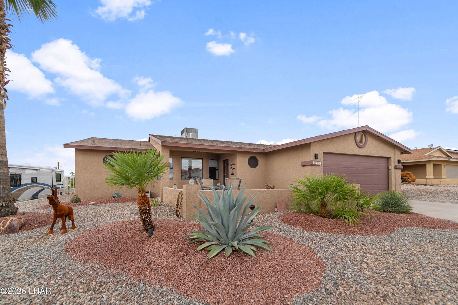 Property Photo: 3837 Whaler Dr AZ 86406