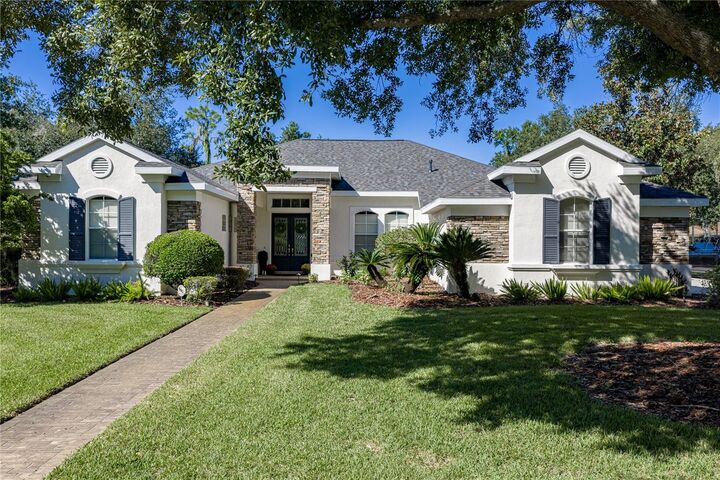 Property Photo: 6010 Kestrel Point Avenue FL 33547