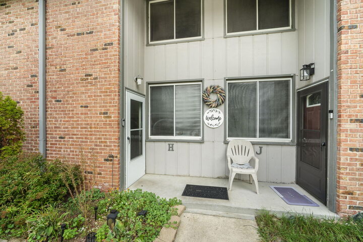 Property Photo:  1434 Big Bend Rd  WI 53189 