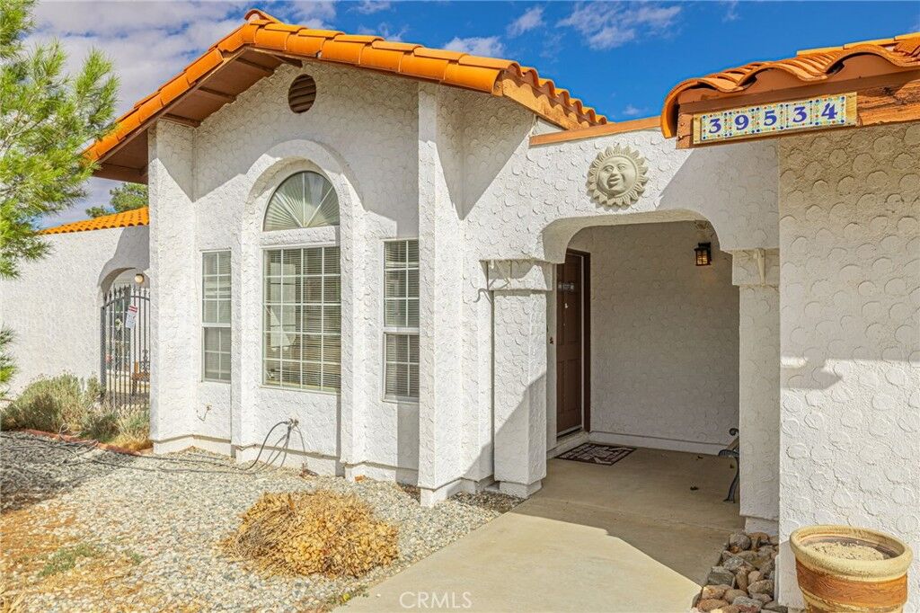 Property Photo:  39534 167th E  CA 93591 