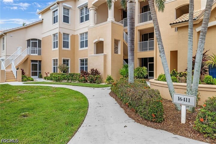 Property Photo: 16411 Millstone Circle 102 FL 33908