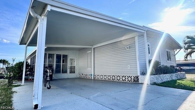 Property Photo: 5545 Sir Walter Way FL 33917