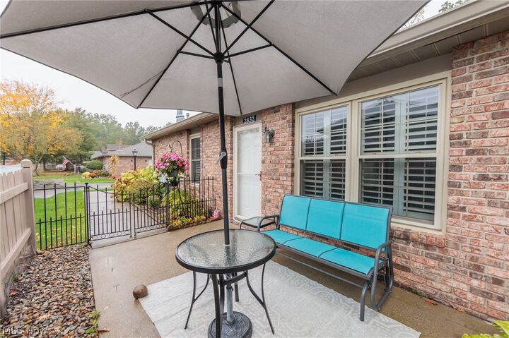 Property Photo:  2832 Shakespeare Lane  OH 44011 