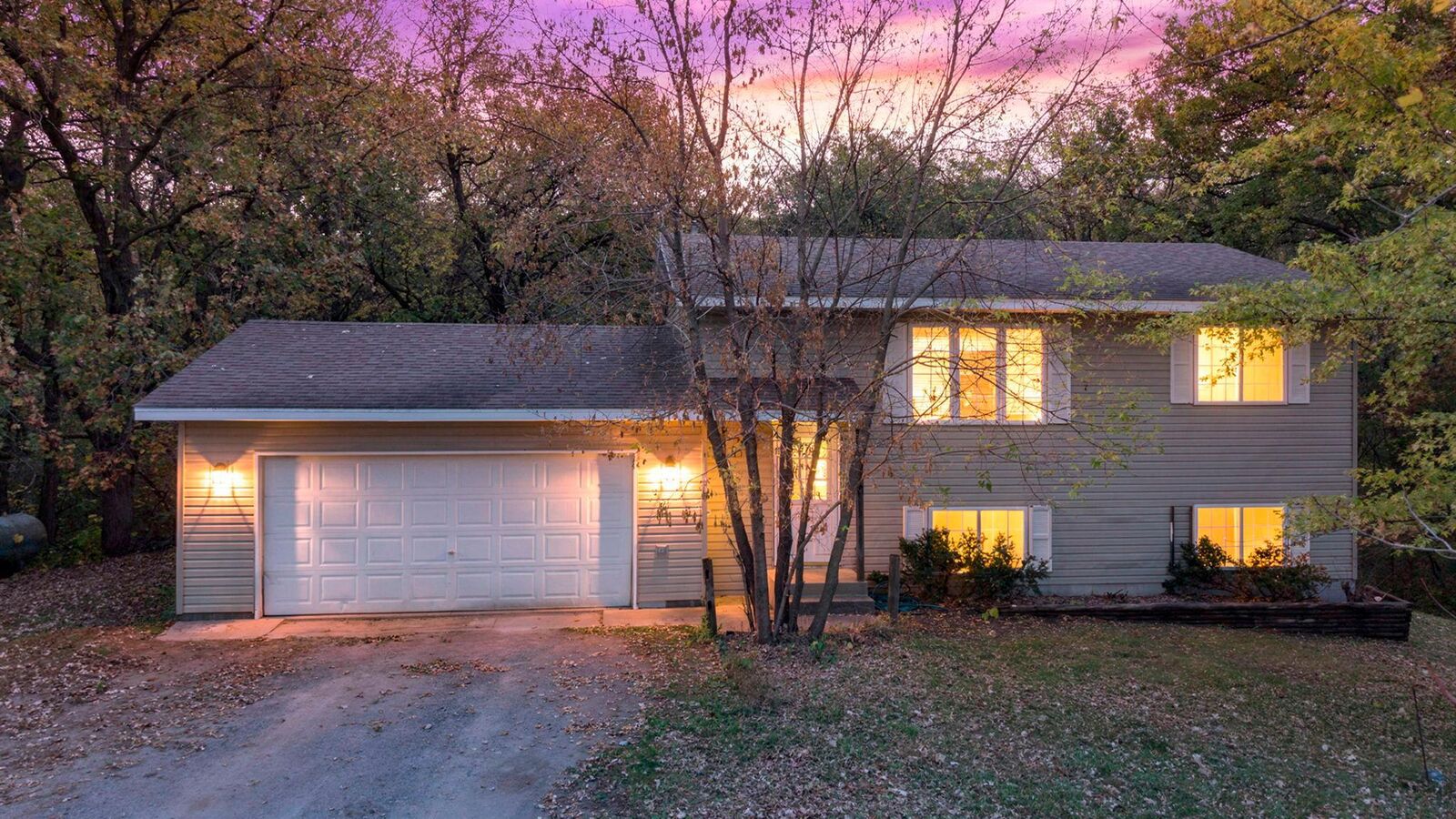 Property Photo:  15910 Grunwald Avenue NW  MN 55320 